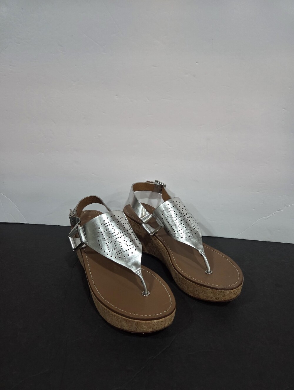 Tory Burch silver Women's Platform Thong Sandals Sz.8